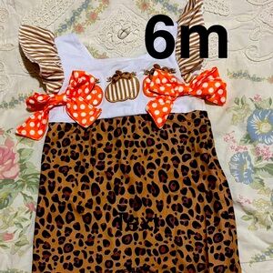 Pumpkin smocked pant onesie size 6 month